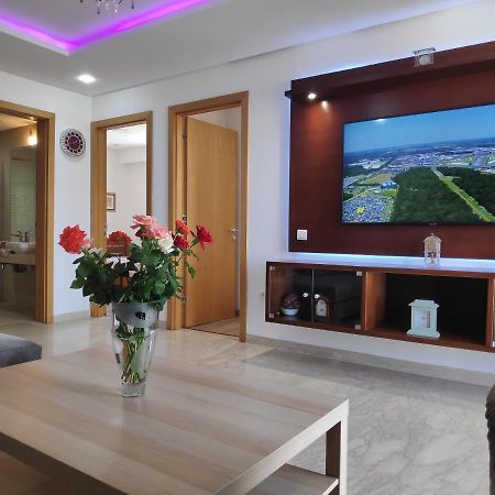 La Marina Luxury Apartment Fully Furnished Free Wifi, High Standard Residence, Amazing Prime Location Close To Restaurants, Transport, Beach And Bouregreg River Salé Esterno foto