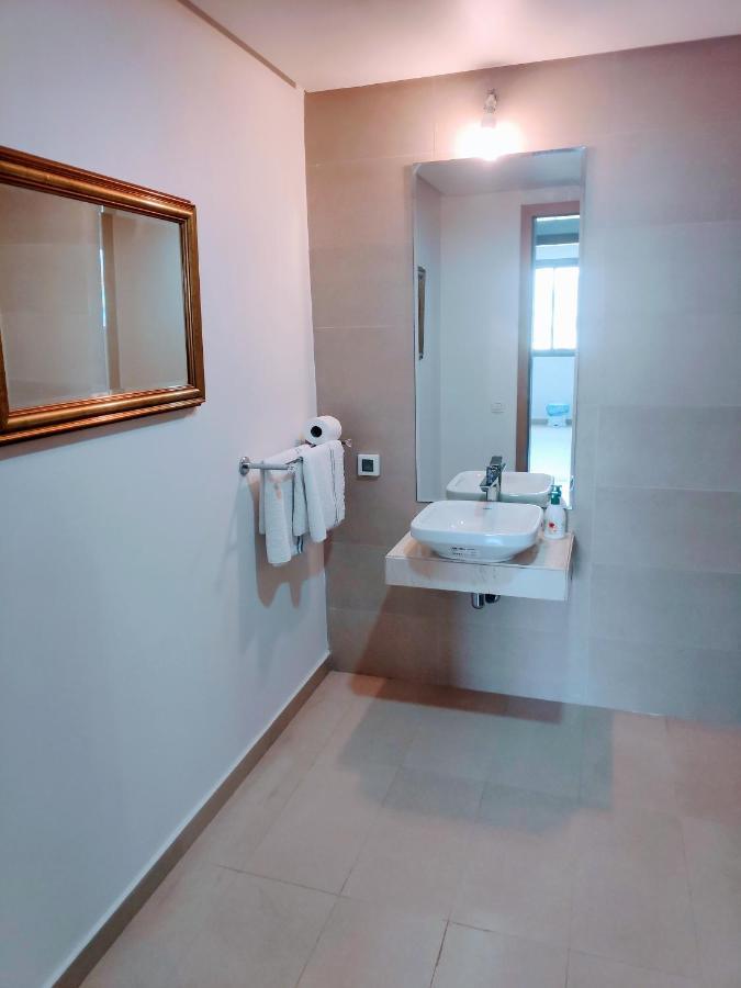 La Marina Luxury Apartment Fully Furnished Free Wifi, High Standard Residence, Amazing Prime Location Close To Restaurants, Transport, Beach And Bouregreg River Salé Esterno foto